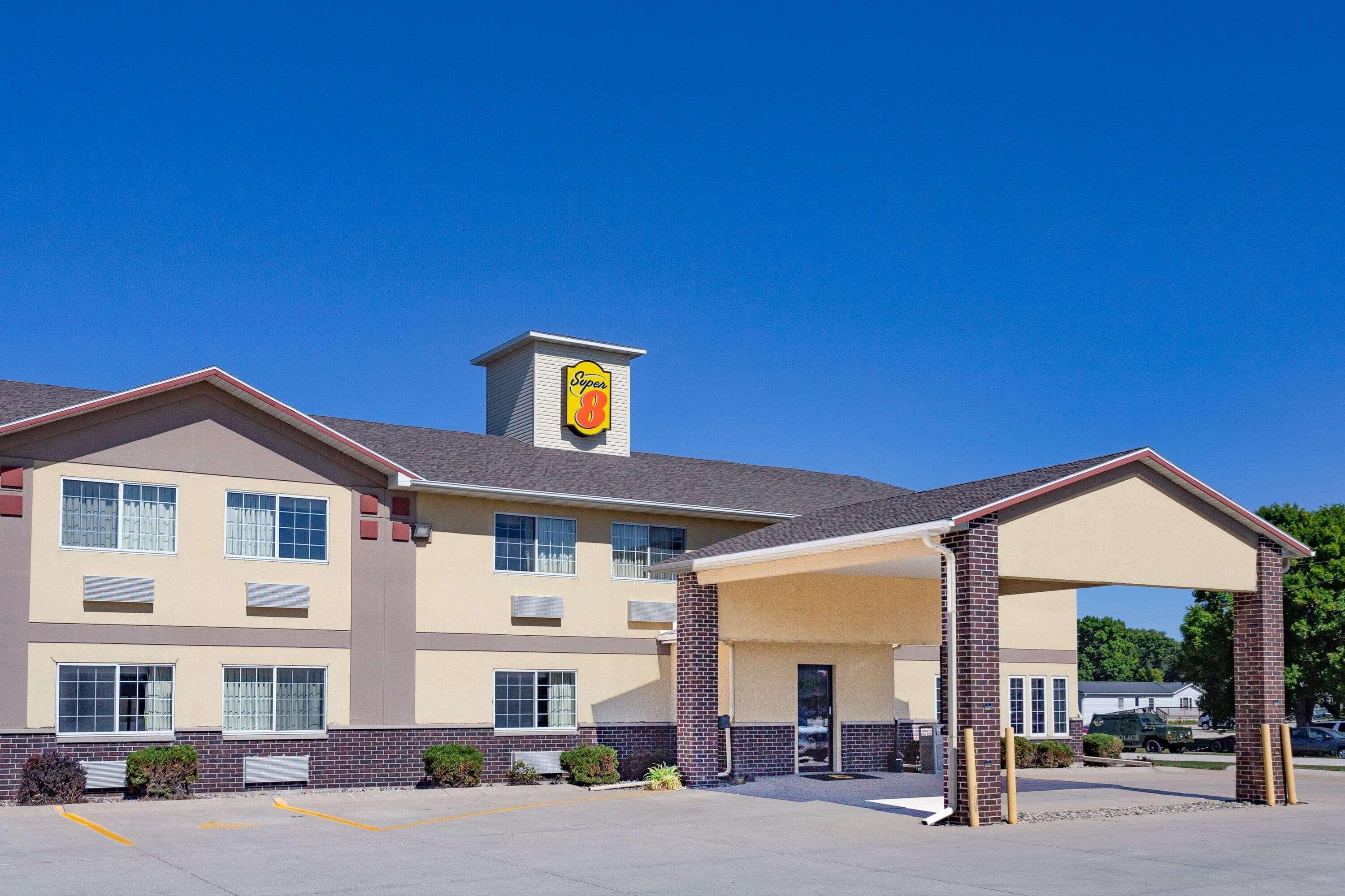 Hotel Super 8 By Wyndham Emmetsburg Exterior foto